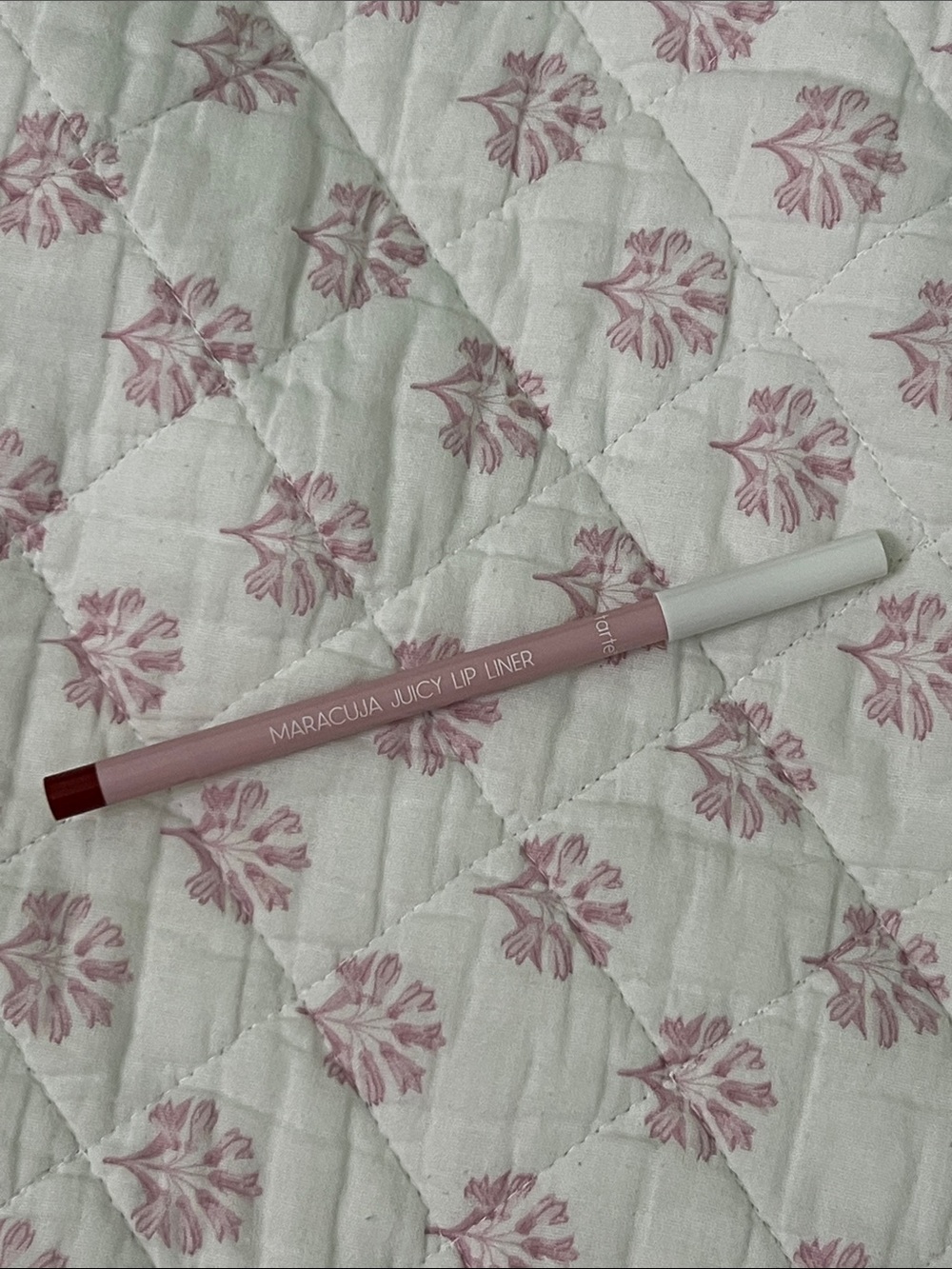 tarte Maracuja Juicy Lip Liner - deep berry red
